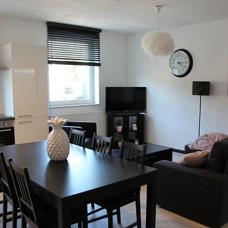 Appartement La Fontaine Spa Bagian luar foto