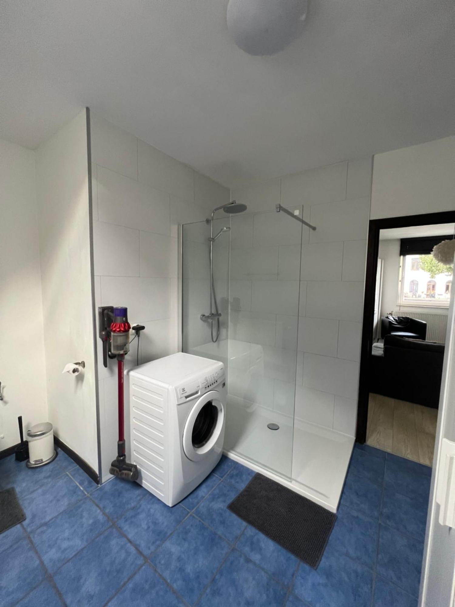 Appartement La Fontaine Spa Bagian luar foto
