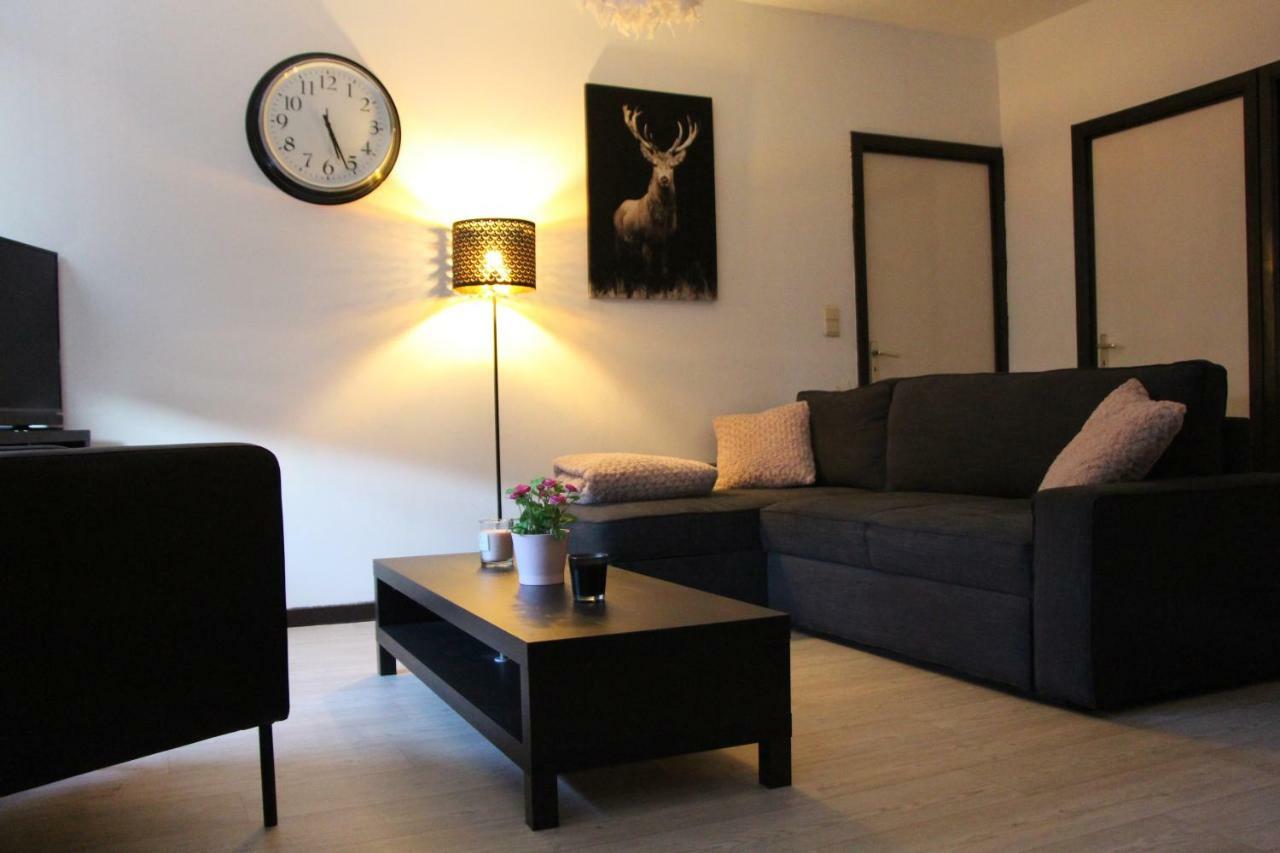 Appartement La Fontaine Spa Bagian luar foto